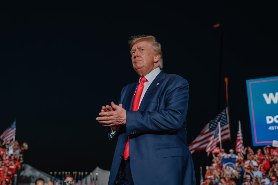 El expresidente Donald Trump en un mitin en Waukesha, Wisconsin, el 5 de agosto de 2022. (Jamie Kelter Davis/The New York Times)