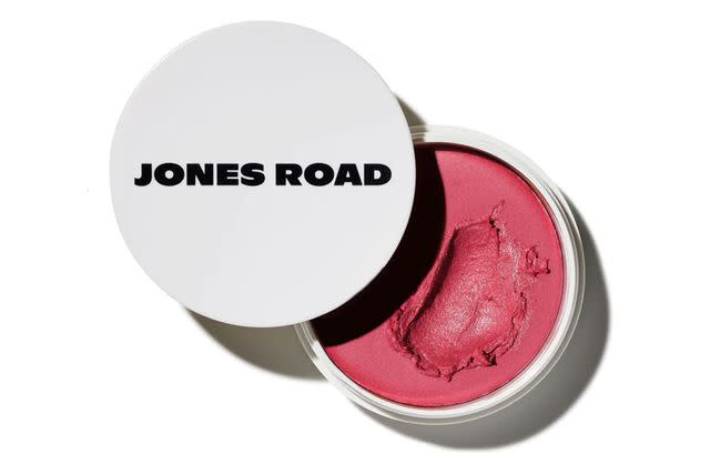 <p>Jones Road Beauty</p>