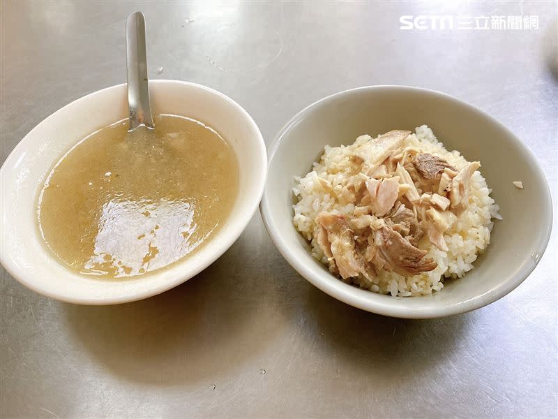 來到嘉義必吃火雞肉飯，克理濕推薦不少店家。（圖／社群中心提供）