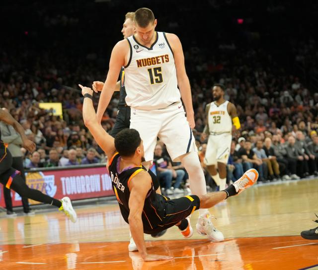 Denver Nuggets dominate Game 5, take 32 series lead over Phoenix Suns