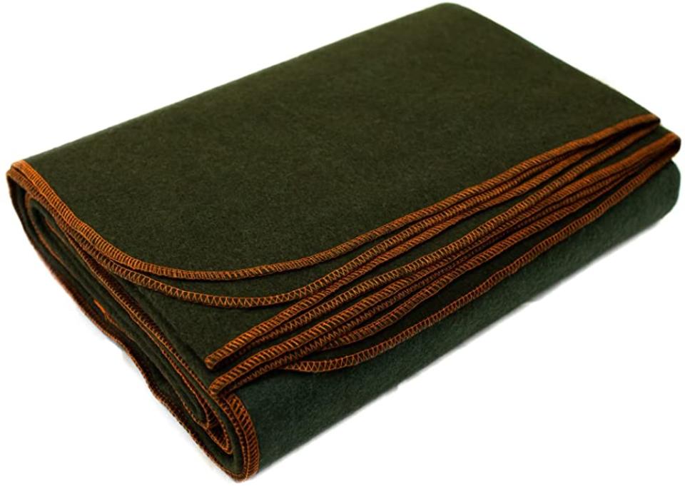 Arcturus Military Wool Blanket; best camping blankets
