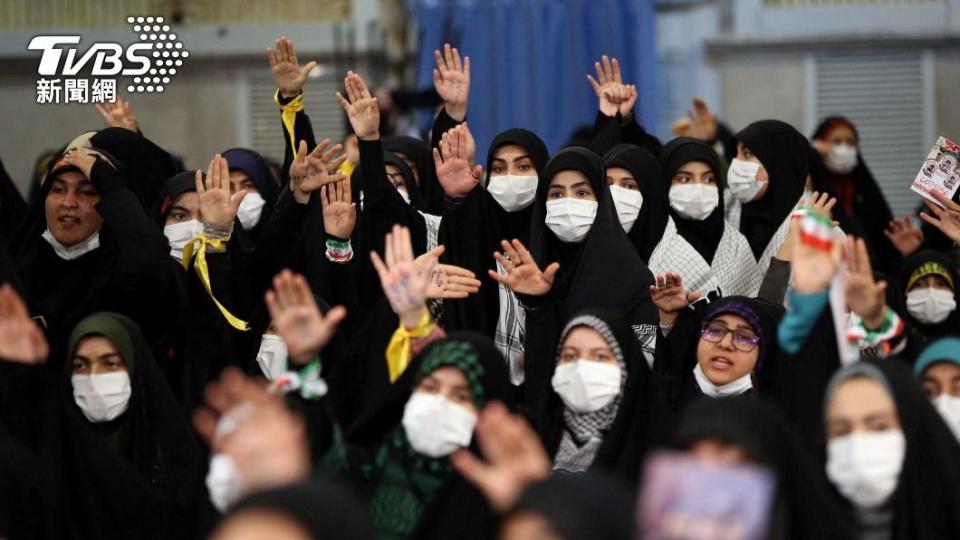 伊朗官方懷疑是有心人想藉此關閉女校。（示意圖／達志影像路透社）