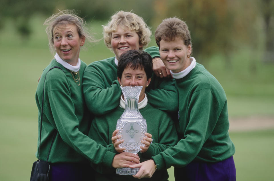 (left-right) Kitrina Douglas, Laura Davies, Alison Nicholas, and Trish Johnson of the European team hold the trophy after Europe defeated the United States in the 2nd Solheim Cup competition golf tournament on 4th October 1992 at the Dalmahoy Country Club in Edinburgh, Scotland, United Kingdom. (Photo by David Cannon/Allsport/Getty Images)