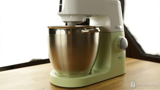 Pistachio-Crunchy-Cookies-Kenwood-XL-Sense-Mixing-Dough