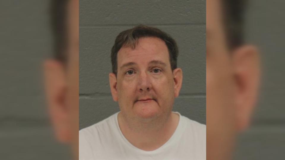 A security guard in Uptown Charlotte is accused of sexually assaulting a woman who was impaired, arrest records show. On Sunday, she told police she had been sexually assaulted by 47-year-old Jeffery Carson, according to the arrest sheet.