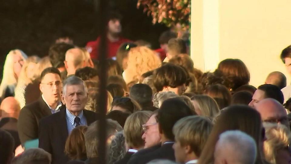 PHOTO: Mourners attend the wake for Jillian Ludwig, Nov. 16, 2023, in Manasquan, New Jersey. (WABC)