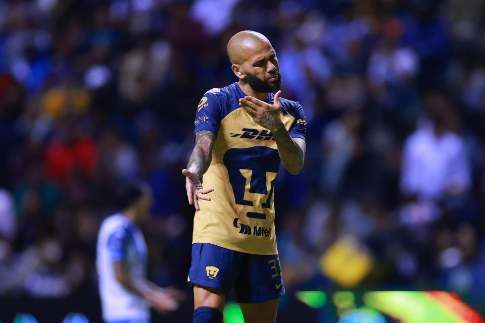 Dani Alves juega con Pumas desde julio del presente año (Foto de: Hector Vivas/Getty Images)