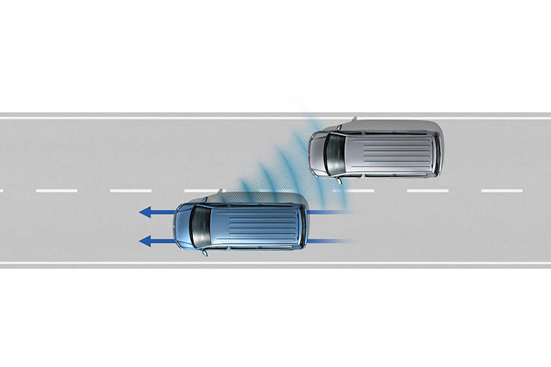 Side Assist 車側盲點警示系統，可以閃爍警示燈號提醒駕駛人留意行車路況