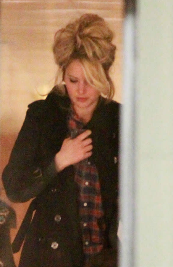 PHOTOS: Jennifer Lawrence Goes Back To The 70s With Bouffant Hair On Set Of David O. Russell Film