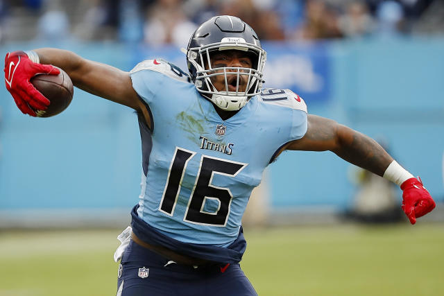 Titans' Treylon Burks holds on for spectacular TD catch despite violent  blow to the head