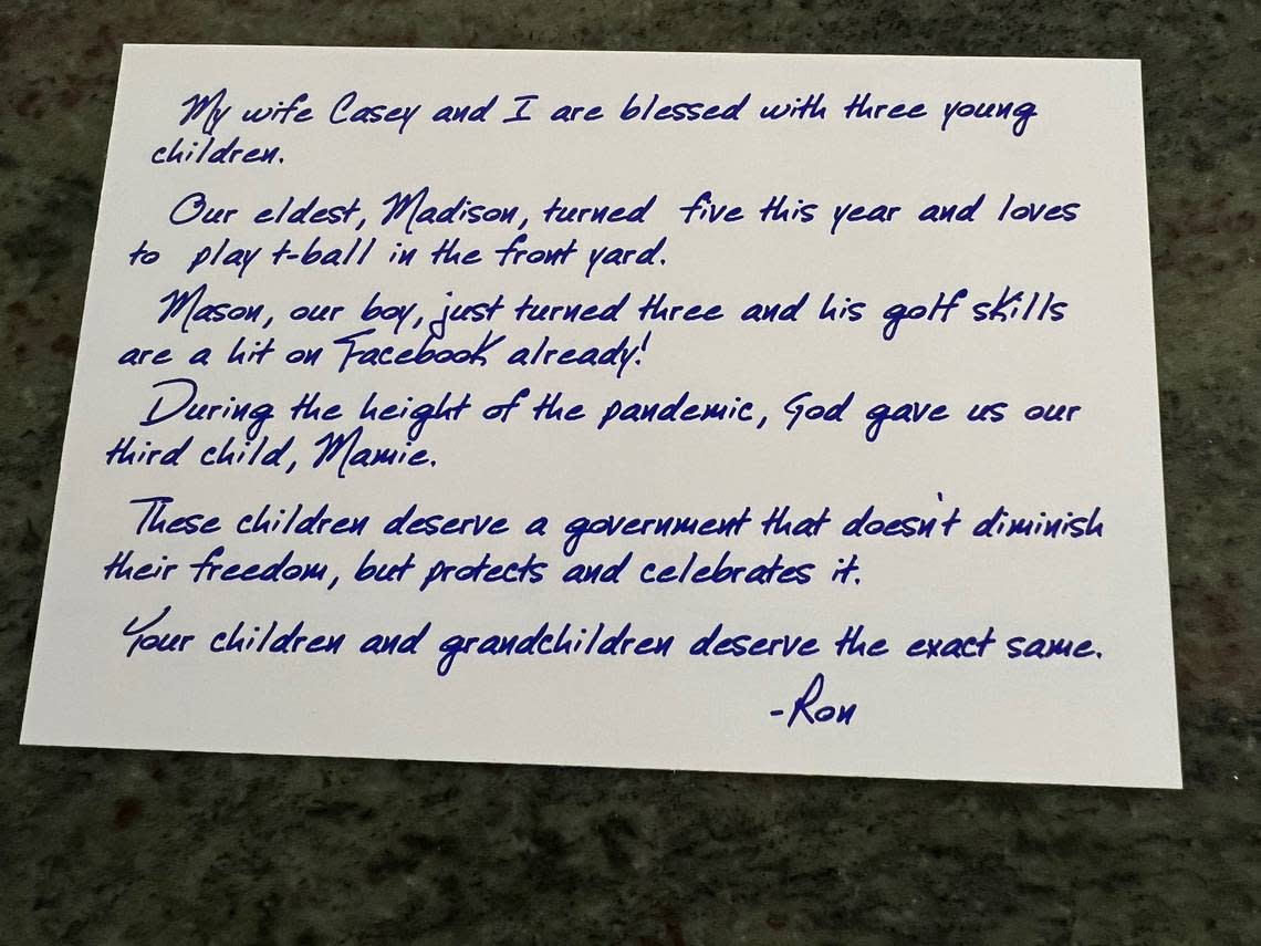 Card sent to a Republican voter in Wisconsin supporting Gov. Ron DeSantis.