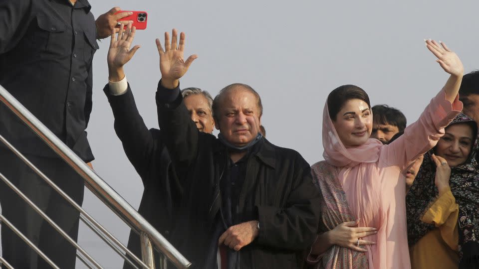 Pakistan's former Prime Minister Nawaz Sharif and his daughter Maryam Nawaz Sharif during an election campaign event in Hafizabad on January 18, 2024. - Mohsin Raza/Reuters