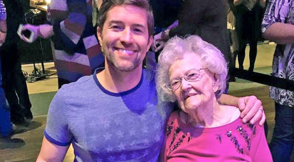 <p>These country singers went above and beyond to show how much they love their nanas.<span>​</span>​</p>