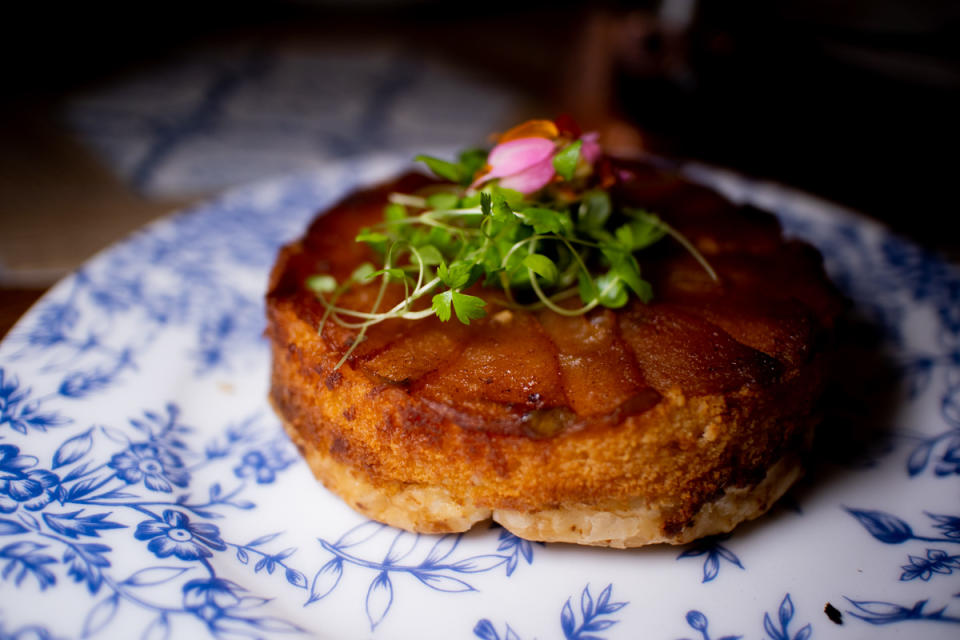 Tarte Tatin (PHOTO: Zat Astha/Yahoo Lifestyle SEA)