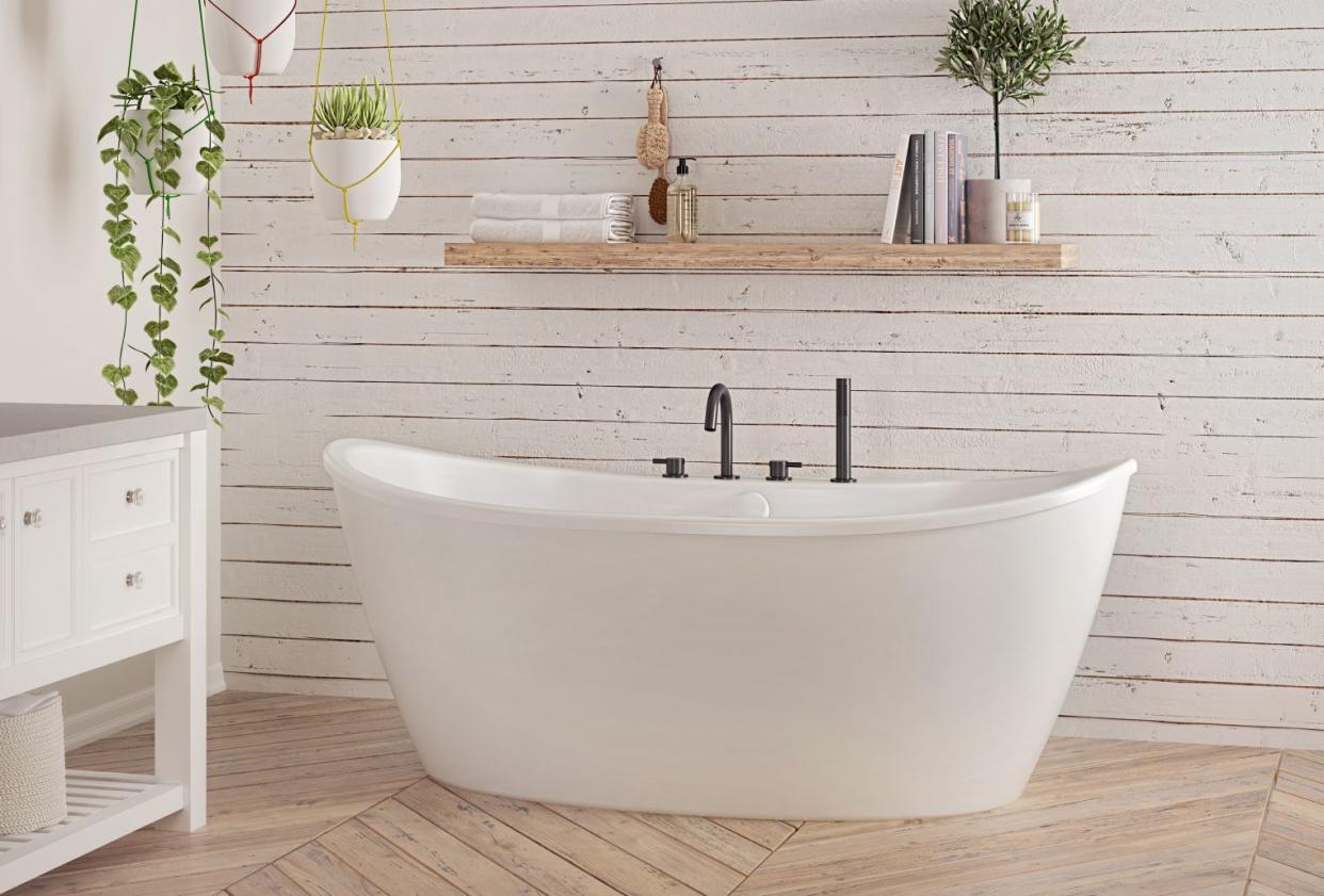 Aquatic Effie Freestanding Bath Tub, White