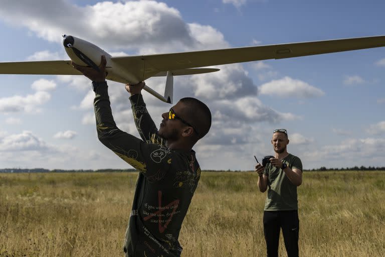 Testeo del dron "Punisher UAV" de fabricación casera en las afueras de Kiev