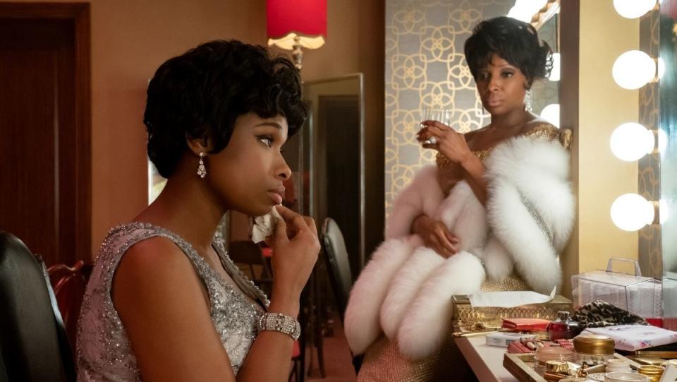 Jennifer Hudson as Aretha Franklin and Mary J. Blige as Dinah Washington in front of a mirror in "Respect"