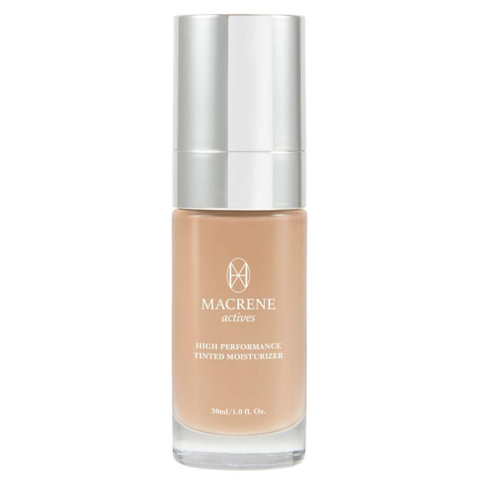 High Performance Tinted Moisturizer