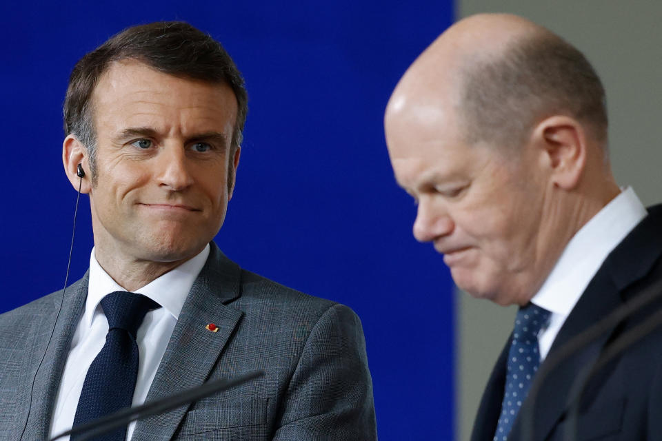 Emmanuel Macron beim Treffen mit Olaf Scholz (Bild: Odd ANDERSEN / AFP)