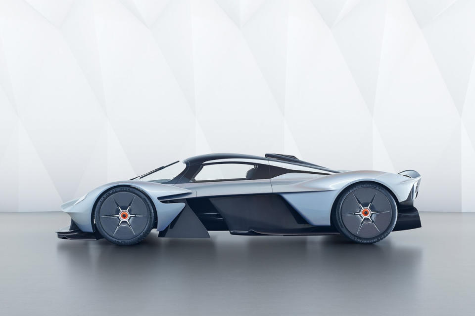 Aston_Martin-Valkyrie-2018-1600-04.jpg