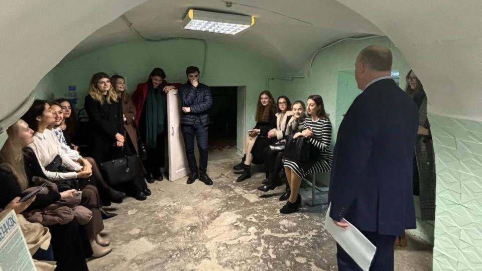PHOTO: In a bomb shelter under Kyiv, as the war continued above them, 18 undergraduates learned the art of peace. (David Dowling )