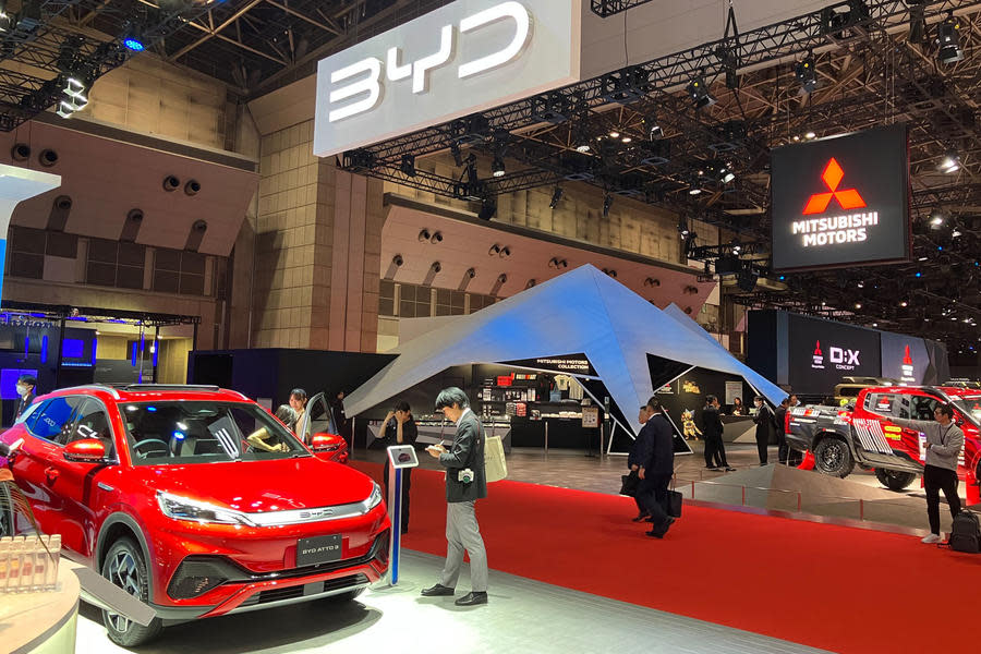 BYD stand Tokyo motor show