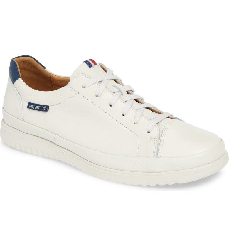 47) Thomas Lace-Up Sneaker