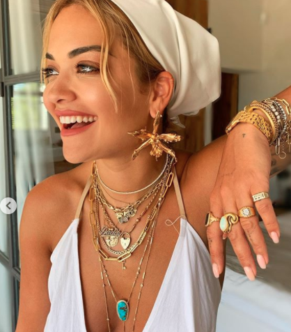 Rita couldn't resist a chuckle over the snap. Photo: Instagram/ritaora