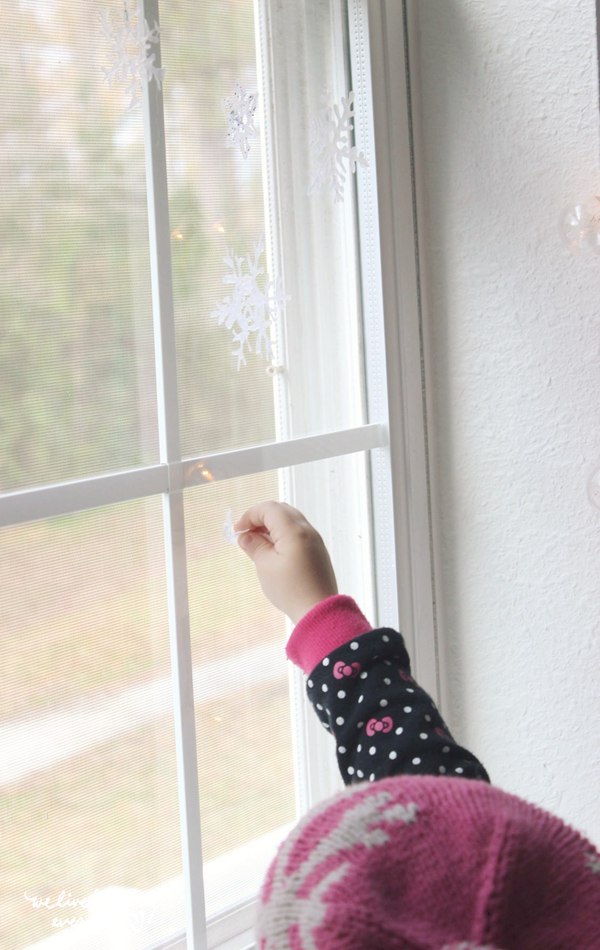 Hot Glue Snowflake Window Clings