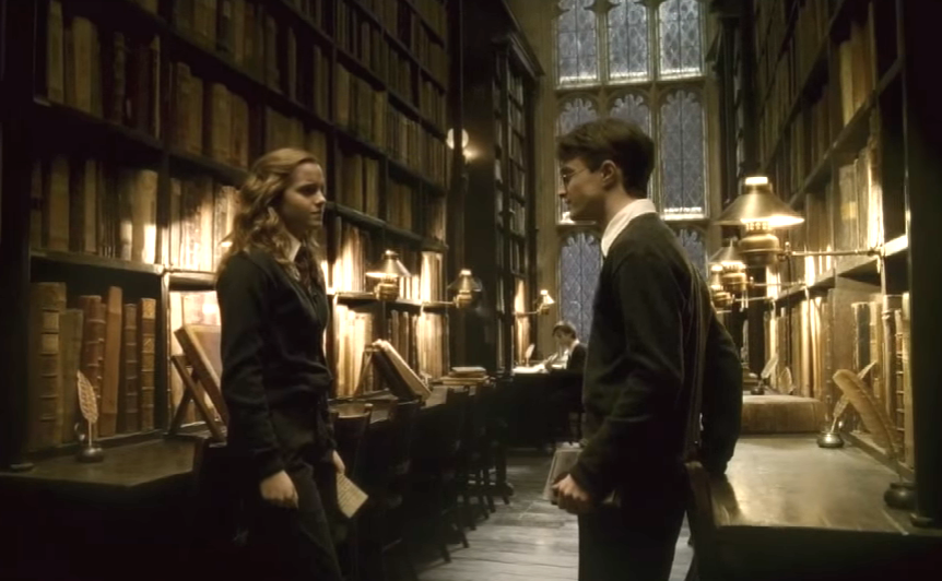Warning: This “Harry Potter” behind-the-scenes photo removes some of the magic of Hogwarts