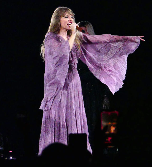 Taylor Swift Wows In Christian Louboutin For Eras Tour In Argentina –  Footwear News