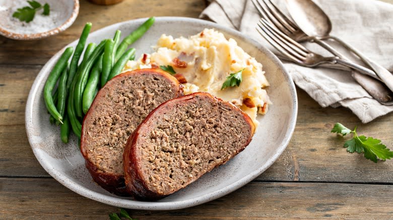 Meatloaf plate with green beans and potatoes