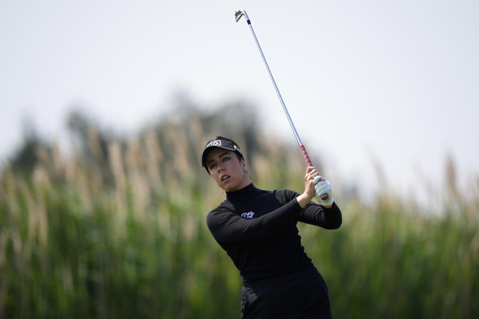 Georgia Hall, of England, watches her tee shot on the 15th hole during the first round of the ShopRite LPGA Classic golf tournament, Friday, June 9, 2023, in Galloway, N.J. (AP Photo/Matt Slocum)