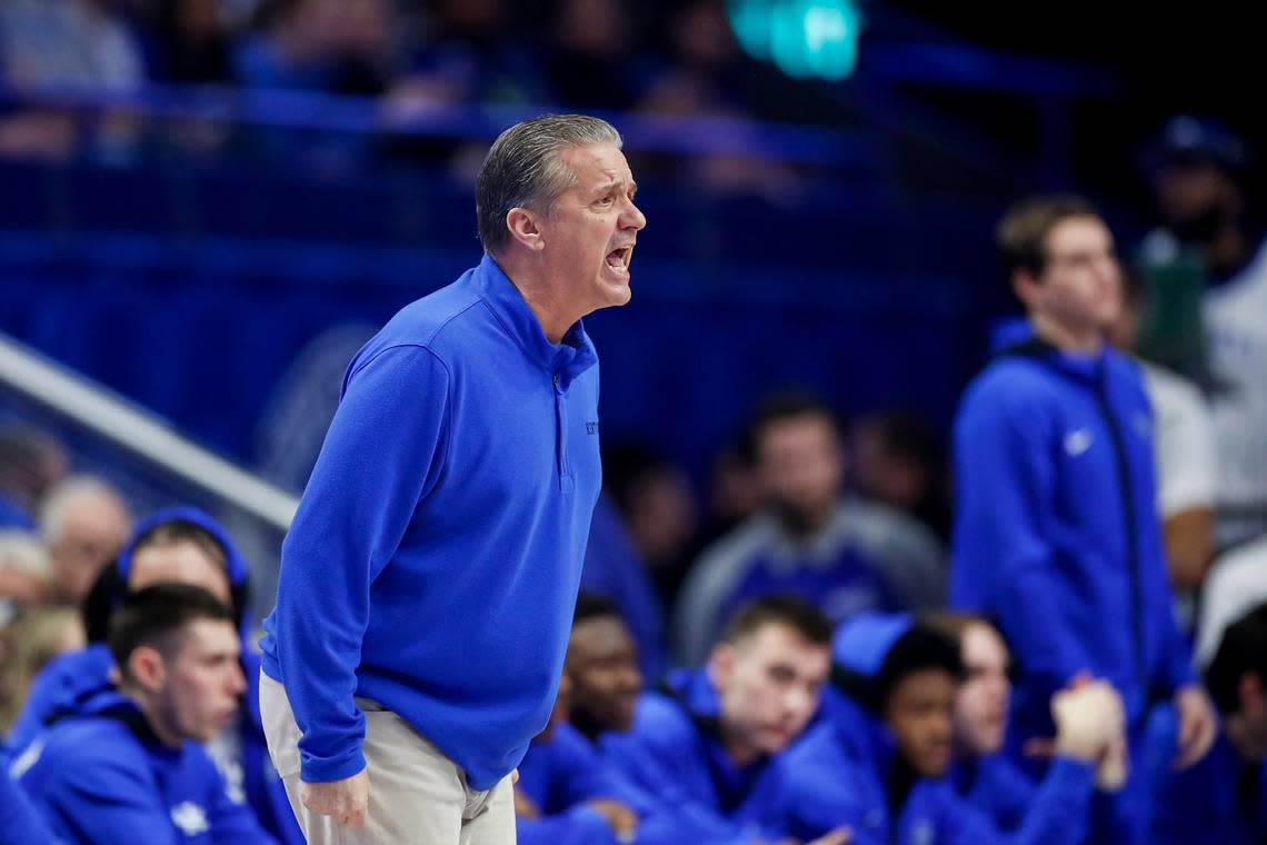 Kentucky head coach John Calipari shouts to his players during the first half against South Carolina.