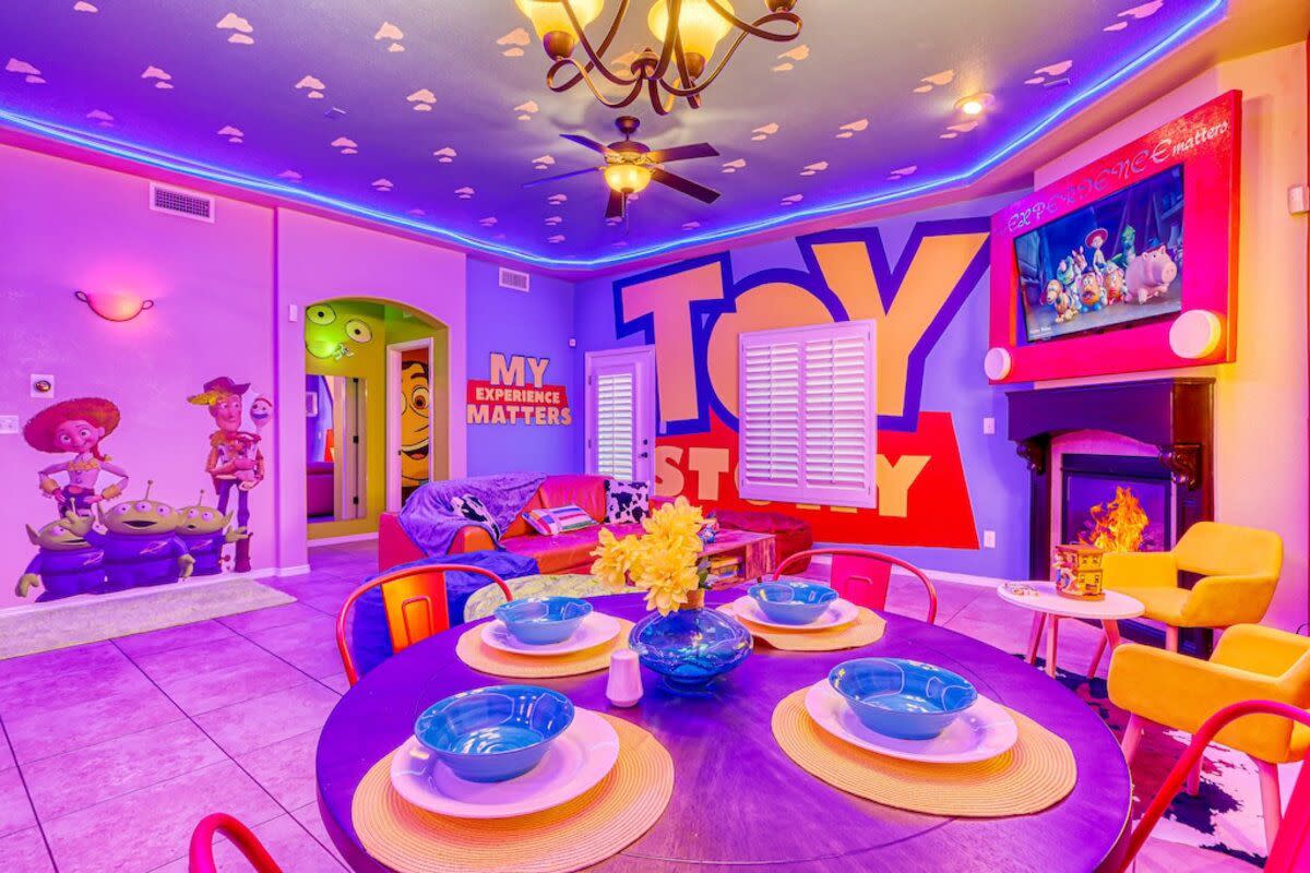 Toy Story Experience, El Paso, Texas