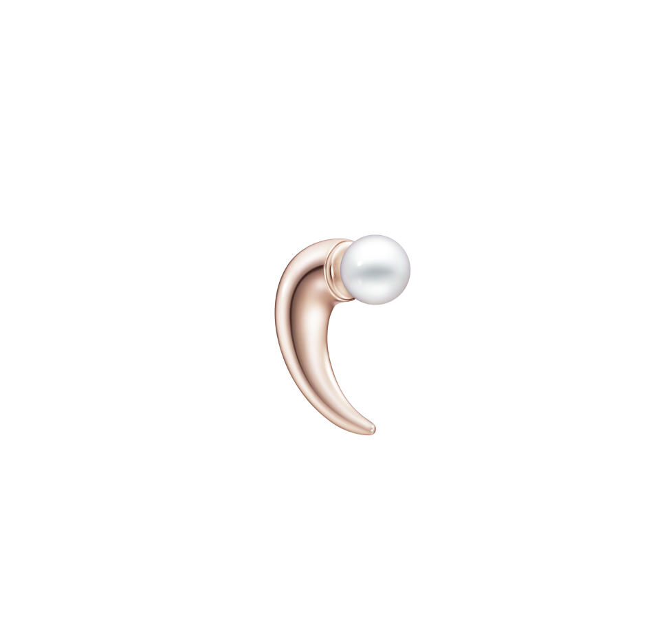 danger horn系列節慶珠寶單邊耳環。NT$44,300（TASAKI提供）