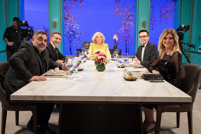 Mirtha no quiso contar a qué candidato votará en el balotaje