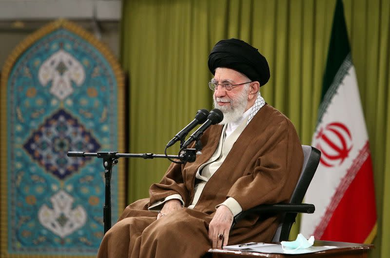 Khamenei meets with Basij militia forces in Tehran