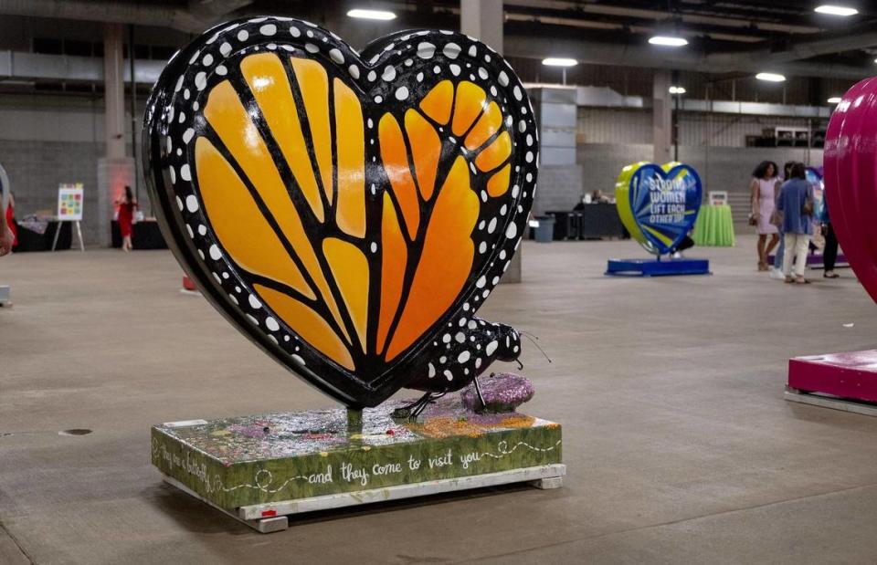 “Heart Aflutter” by artist Sara Dean is one of 40 hearts that make up the 2023 season of The Parade of Hearts. Nick Wagner/nwagner@kcstar.com