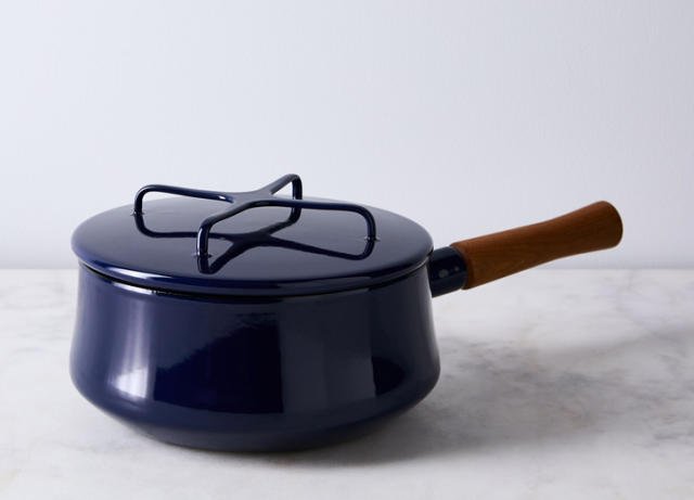 The 12 Best Ceramic Cookware Sets for Sautéing and Searing (Without Any  Annoying Sticking)