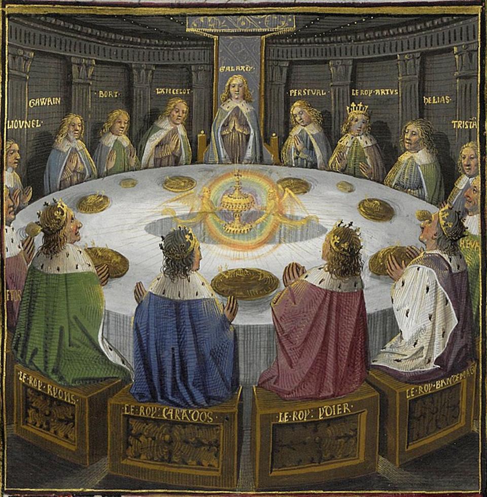 Los caballeros de la Tabla Redonda, en la que aparece Sir Gawain (el segundo por la izquierda), celebrando Pentecostés. <a href="https://commons.wikimedia.org/wiki/File:Holy-grail-round-table-bnf-ms_fr-116F-f610v-15th-detail.jpg" rel="nofollow noopener" target="_blank" data-ylk="slk:Gallica;elm:context_link;itc:0;sec:content-canvas" class="link ">Gallica</a>