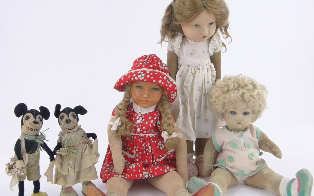 The Queen played with the dolls as a child - Burstow&Hewett/BNPS