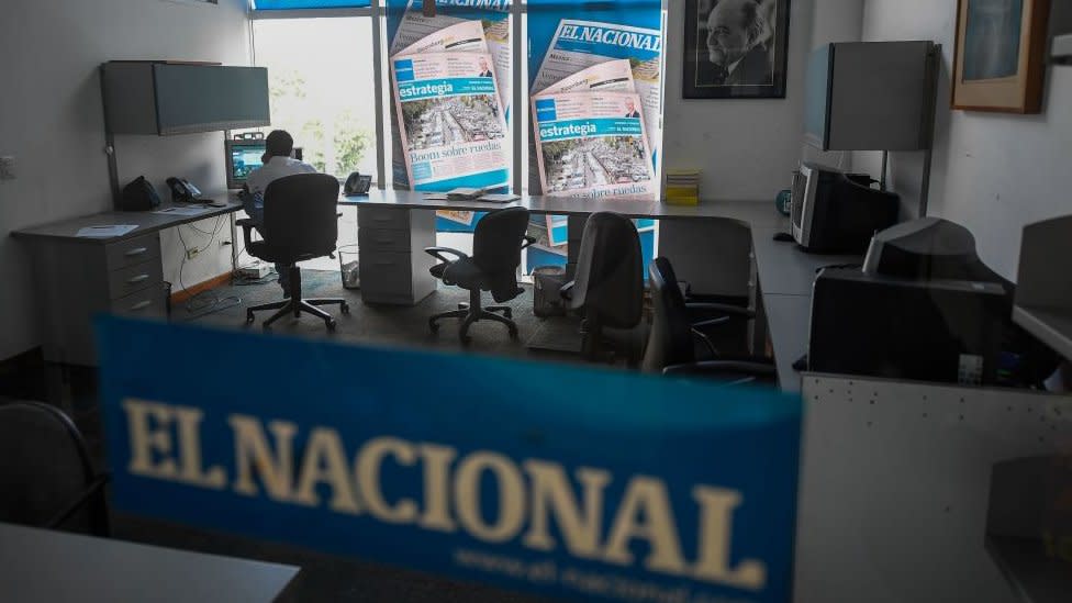 Empleado en la redacción de "El Nacional".