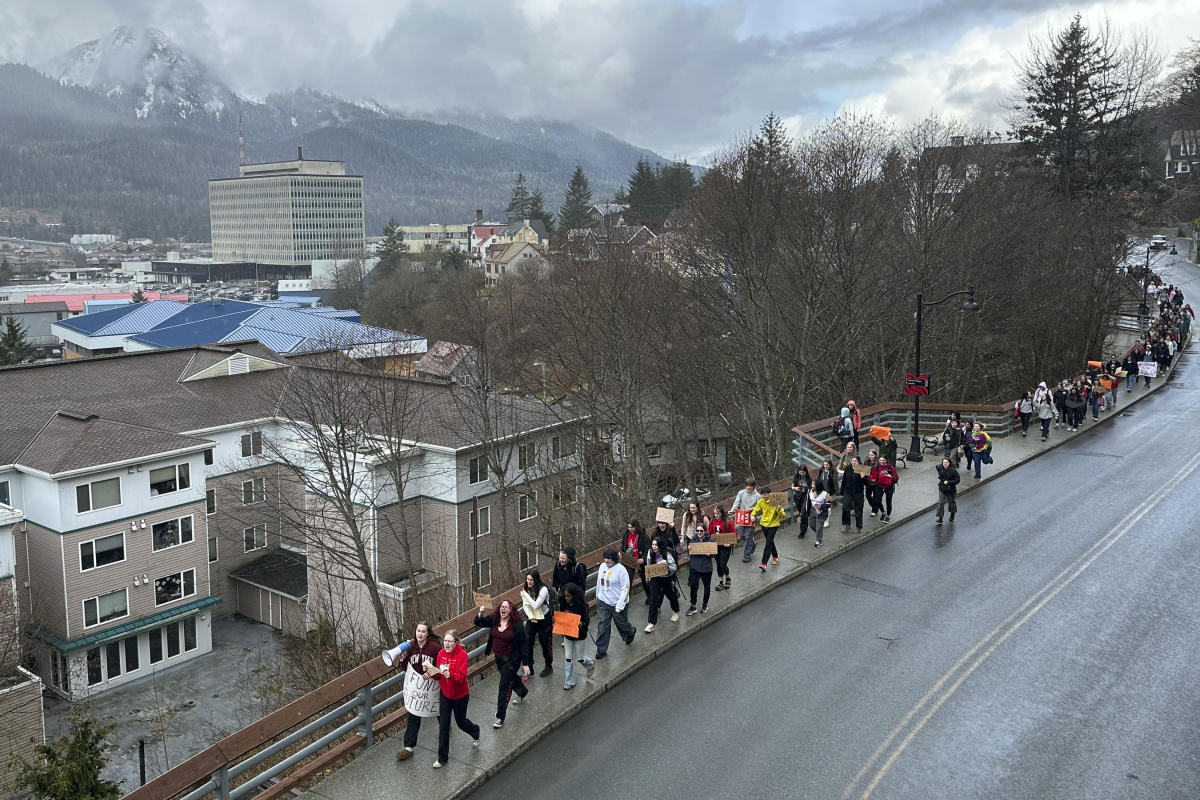 Alaskan Students Protest Gov. Dunleavy’s Education Veto – Lawmakers One Vote Short