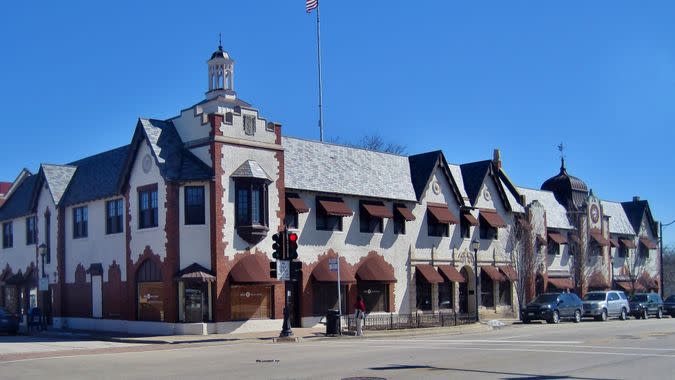 LIbertyville Illinois public services building