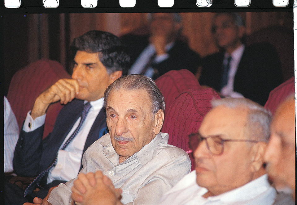 <p>INDIA - JANUARY 08: JRD Tata Along with Ratan Tata and Russi Modi at the meeting in New Delhi, India (Photo by Hemant Pithwa/The The India Today Group via Getty Images)</p> 