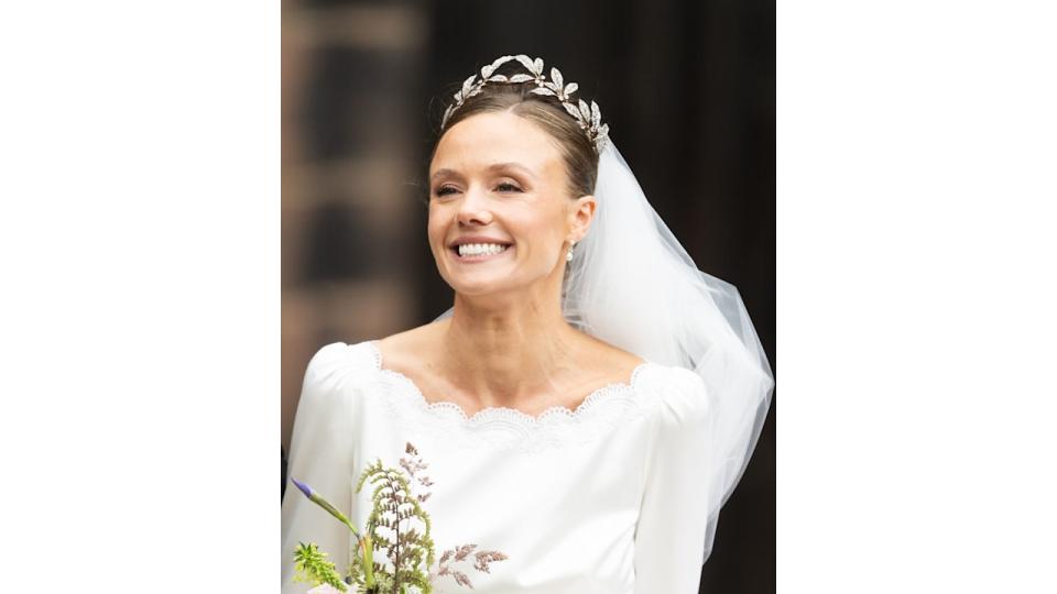 Olivia Grosvenor wore the Faberge Myrtle Tiara