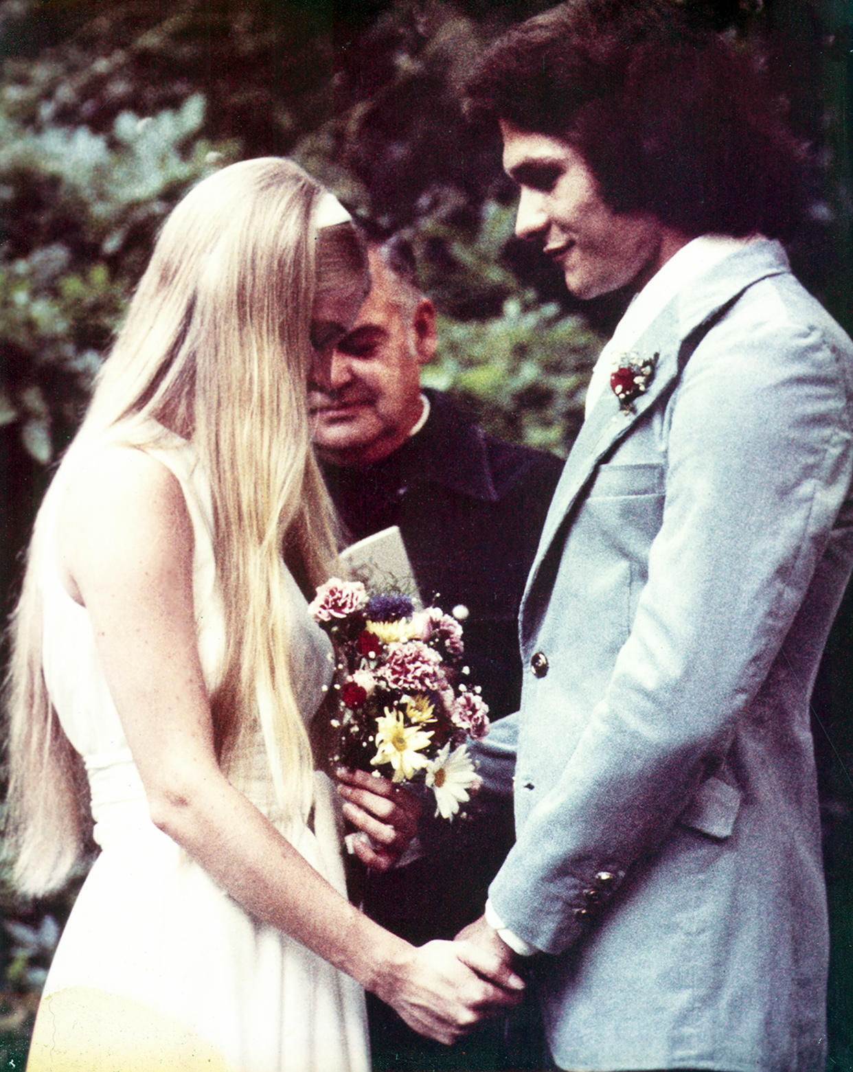 Patrick and Lisa Swayze on their wedding day. (Courtesy Lisa Niemi Swayze)