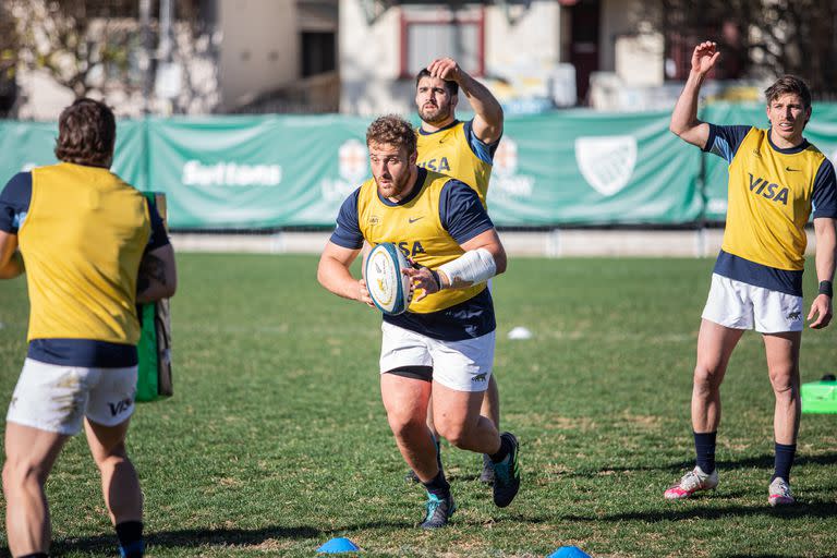 Mayco Vivas en un entrenamiento de los Pumas, que concluyeron la etapa de Portugal en su preparación y este viernes viajarán a Francia para afrontar el Mundial.