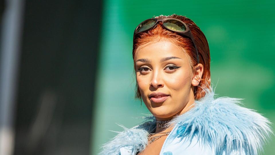 Mandatory Credit: Photo by RMV/Shutterstock (10465354e)Doja Cat - Amalaratna Zandile Dlamini'Day N Vegas' music festival, Day 3, Las Vegas, USA - 03 Nov 2019.